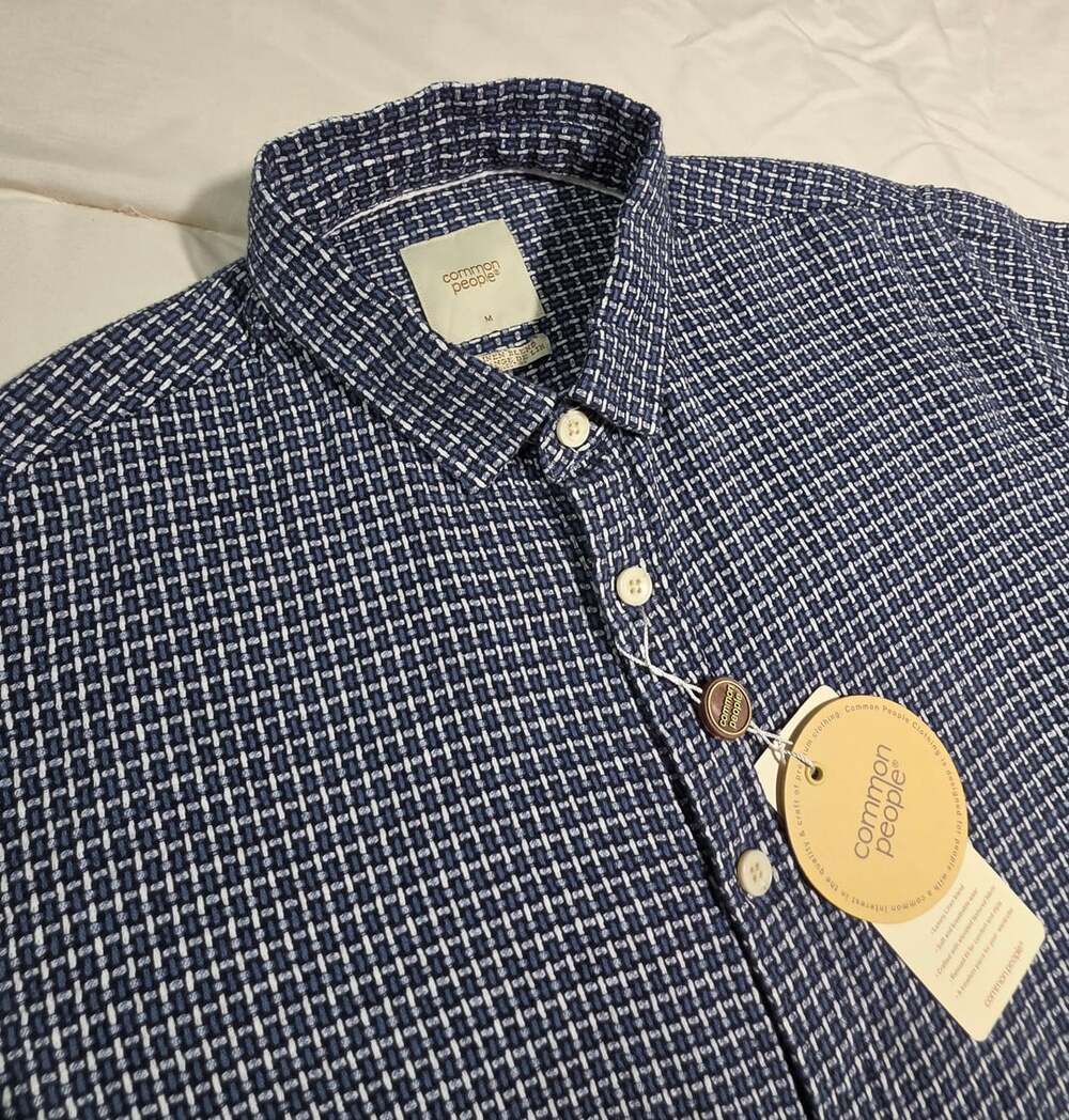 common people Men's Blue Woven Short Sleeve Button-Down Shirt Size M